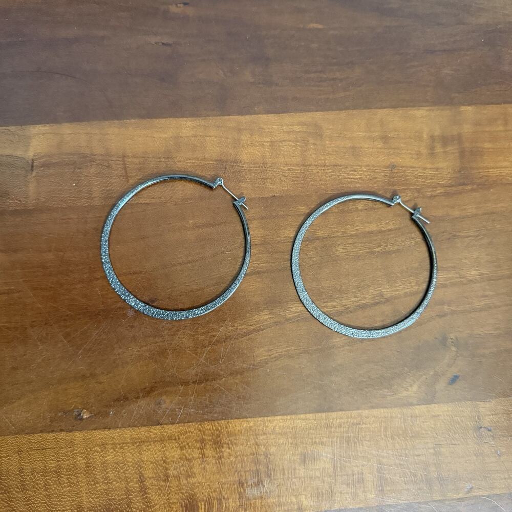 Dark Silver Tone Embossed Hoop Earrings Classic Simple Office